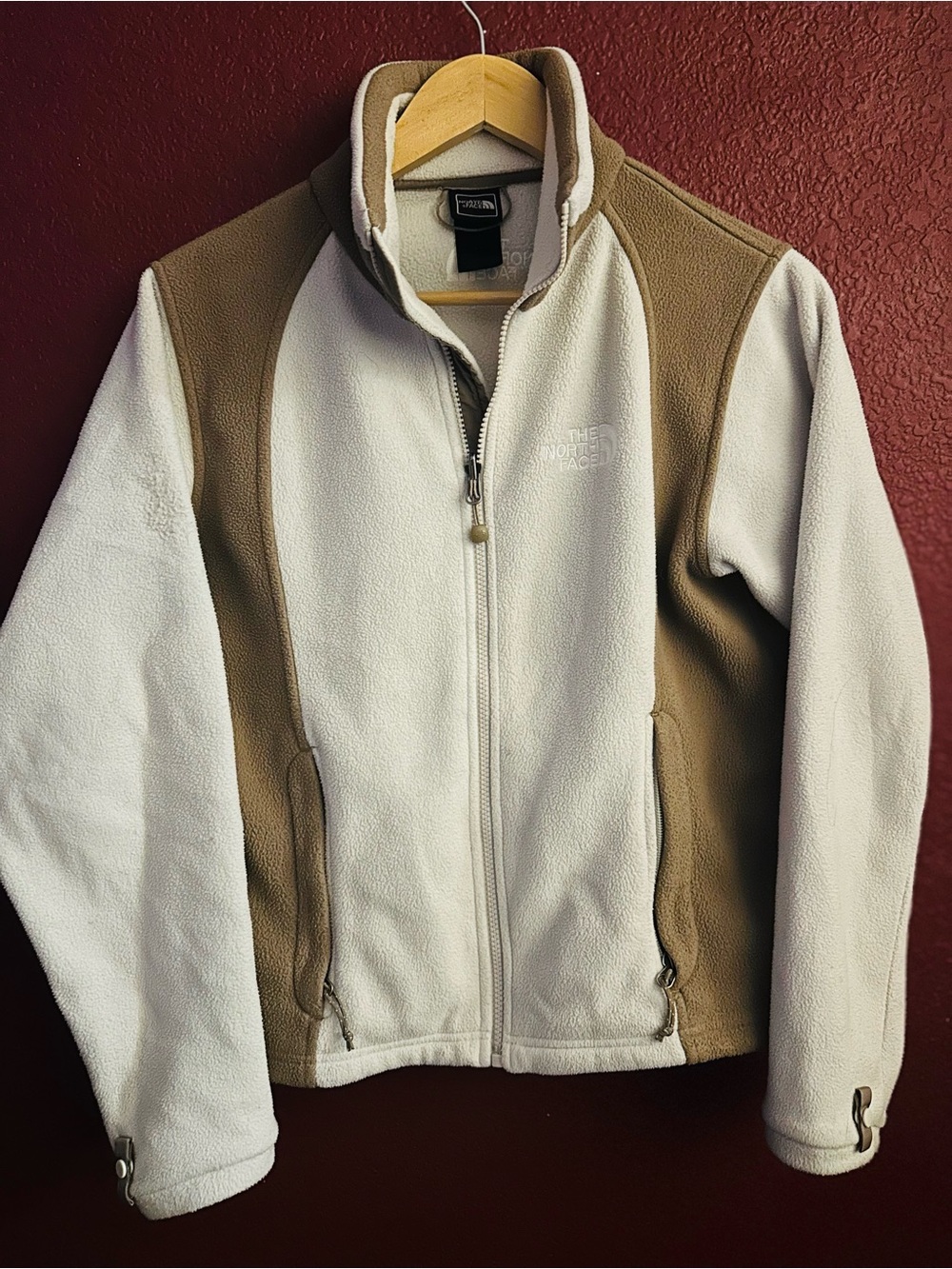 The North Face Women’s Cream and Tan Fleece Zip Jacket Size Small